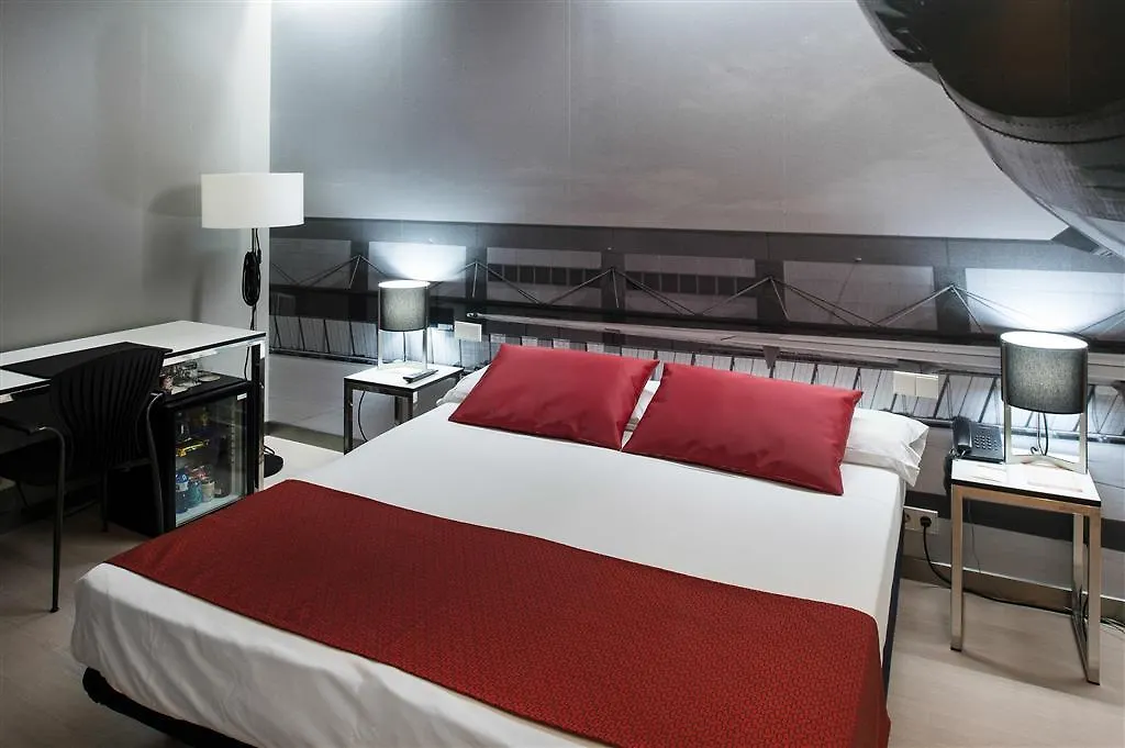 Hotel Catalonia Avinyo à Barcelone